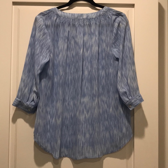 Great dressy top for jeans! - Picture 3 of 3